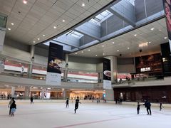 -冰纷万象滑冰场(深圳万象城店)