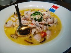 -蜜桃餐厅·伴山(湖滨商业街店)