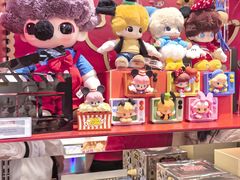 -泡泡玛特POPMART(侨福芳草地店)