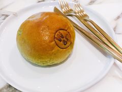 自家红豆抹茶面包-WHEAT&BAKER-麥(凯德来福士店)