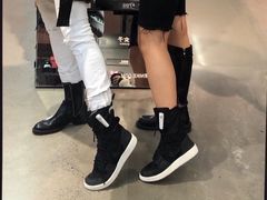 -NIKE上海青浦优选体验店