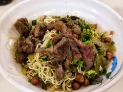 -阿阳牛腩腌面店