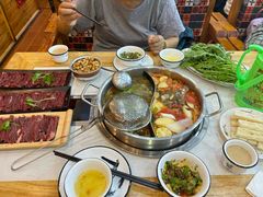 -田村·酸汤鲜牦牛肉火锅(布达拉宫广场店)