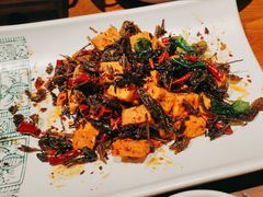 普洱茶炒爆浆豆腐-云海肴·汽锅鸡·云南代表菜(美罗城店)