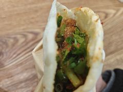 -曾笼笼牛肉饼