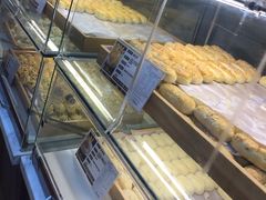 面包甜点陈列柜-清真全盛斋传统糕点(西羊市店)