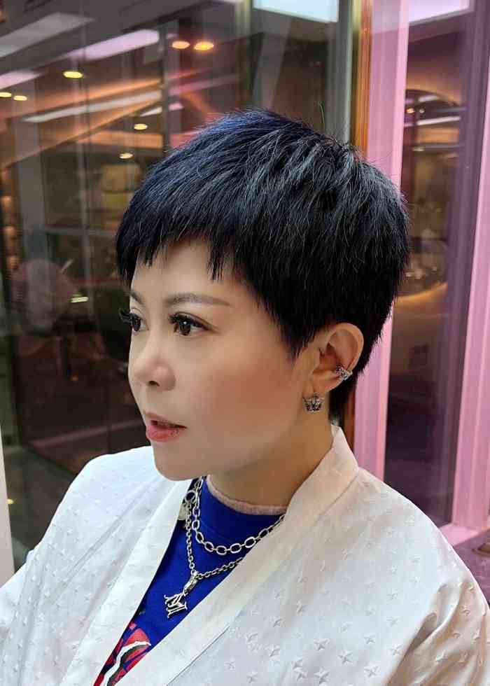 那茉造型(国贸店)-"【项目】剪发 染发想给自己更换下发型发.