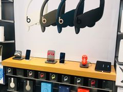 -Apple零售店(华贸购物中心店)