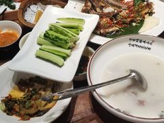 -老滇山寨•云南特色菜•地方菜•民族风情歌舞表演(金碧店)