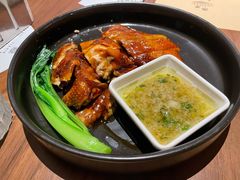 来龙里秘制考鸡-来龙里 精致 东南亚餐室(万象城店)