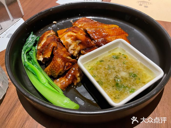 来龙里 精致 东南亚餐室(万象城店)来龙里秘制考鸡图片