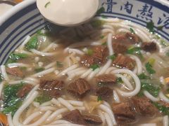 -鑫花溪牛肉米粉(文星广场店)