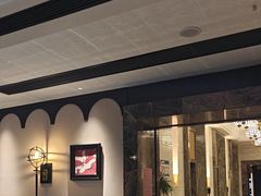 -万泊酒店(长沙五一广场国金中心店)