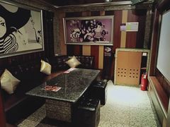 -好乐迪(张扬路八佰伴店)