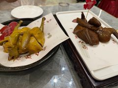 盐焗乳鸽王-朱记乳鸽王·非遗石岐乳鸽·全鸽宴(大兴旗舰店)