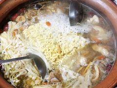 -威邵鸡煲(西华路总店)