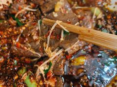 臊子鸭血-百年粉蒸牛肉
