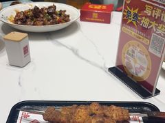 -乔家小院•本地小海鲜•非遗驴肉(万年泉路店)