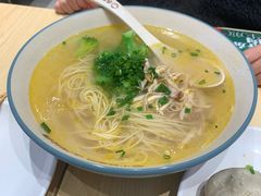 -小杨生煎(浦江欢乐颂店)