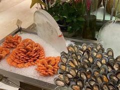 -南湖名都·景湖轩全日制餐厅·海鲜自助·东南亚风味·临湖而食