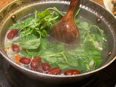 -吃饭皇帝大土家民族菜(正大广场店)