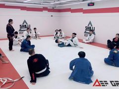 -DEFGROUP·巴西柔术·拳击·摔跤(世纪大道馆)