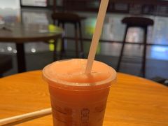 -星巴克(上海虹桥站2A检票口)