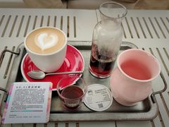 -UNI UNI(环亚凯瑟琳店)