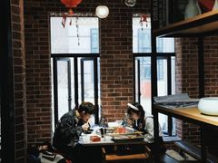 -钢管厂五区小郡肝串串香火锅(人民广场店)