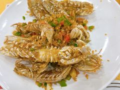 -鹏城人家海鲜酒家·23年老字号(较场尾店)