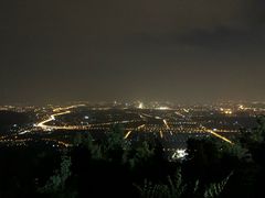 -鬼笑石后山停车场