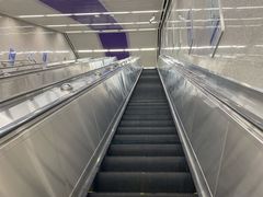 -红土地(地铁站)