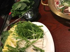 -重庆爽翻天老火锅(临平万达广场店)