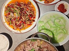 -浪李白·川小馆·跷脚牛肉(中山公园店)