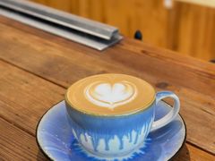 -LEO CAFE