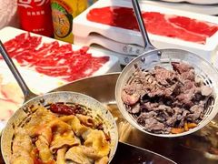 -来龍儿鲜切牛肉自助老火锅