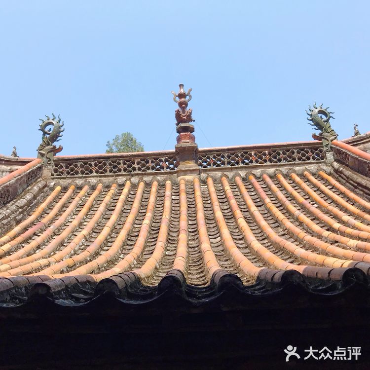 宜良陡坡寺图片