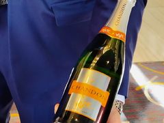 -AZUR聚(香格里拉饭店)