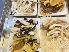 -野菌皇海景野生菌火锅(滨海大道店)