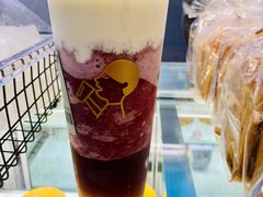 -喜茶(北京华贸购物中心店)