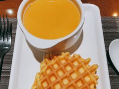 -戈尔登酒店·满堂彩咖啡厅