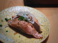 火灸三文鱼寿司-沼津港渔市(宏伊国际广场店)