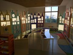 -上海青草地幼儿园