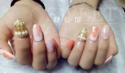 -睫乐园•睫公馆•美睫美甲沙龙