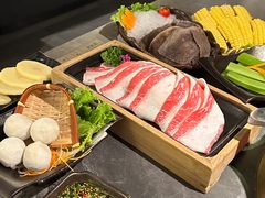 -湊湊火锅·茶憩(杭州湖滨银泰in77店)