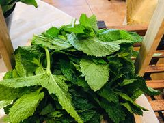 薄荷葉-古膳记猪肚鸡.生蚝鸡(拱北店)