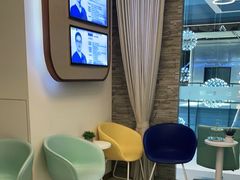 -维乐口腔(美维云门诊陆家嘴店)
