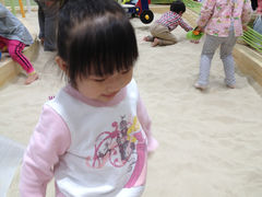-乐融婴幼儿成长中心(四季青校区)