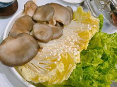 -红鼎豆捞·非遗鲍皇汤火锅(宝丰路店)