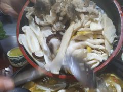 -菌之家·专业纯野生菌火锅·特色炒菌
